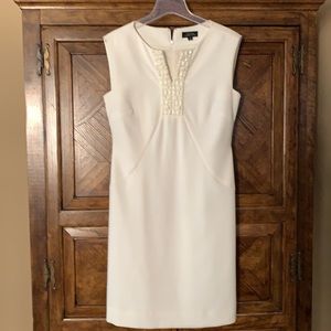 NWT Tahari winter white Sleeveless sheath. Sophisticated, professional, classy